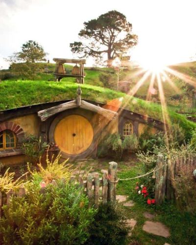 hobbiton-movie-set-tour-new-zealand-north-island